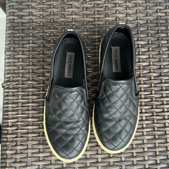 Steve Madden Slide on Shoes - Picture 2 of 4